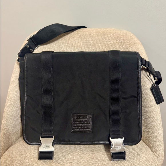 Coach Other - Coach Voyager Black Nylon Messenger Bag / Shoulder Laptop Bag
